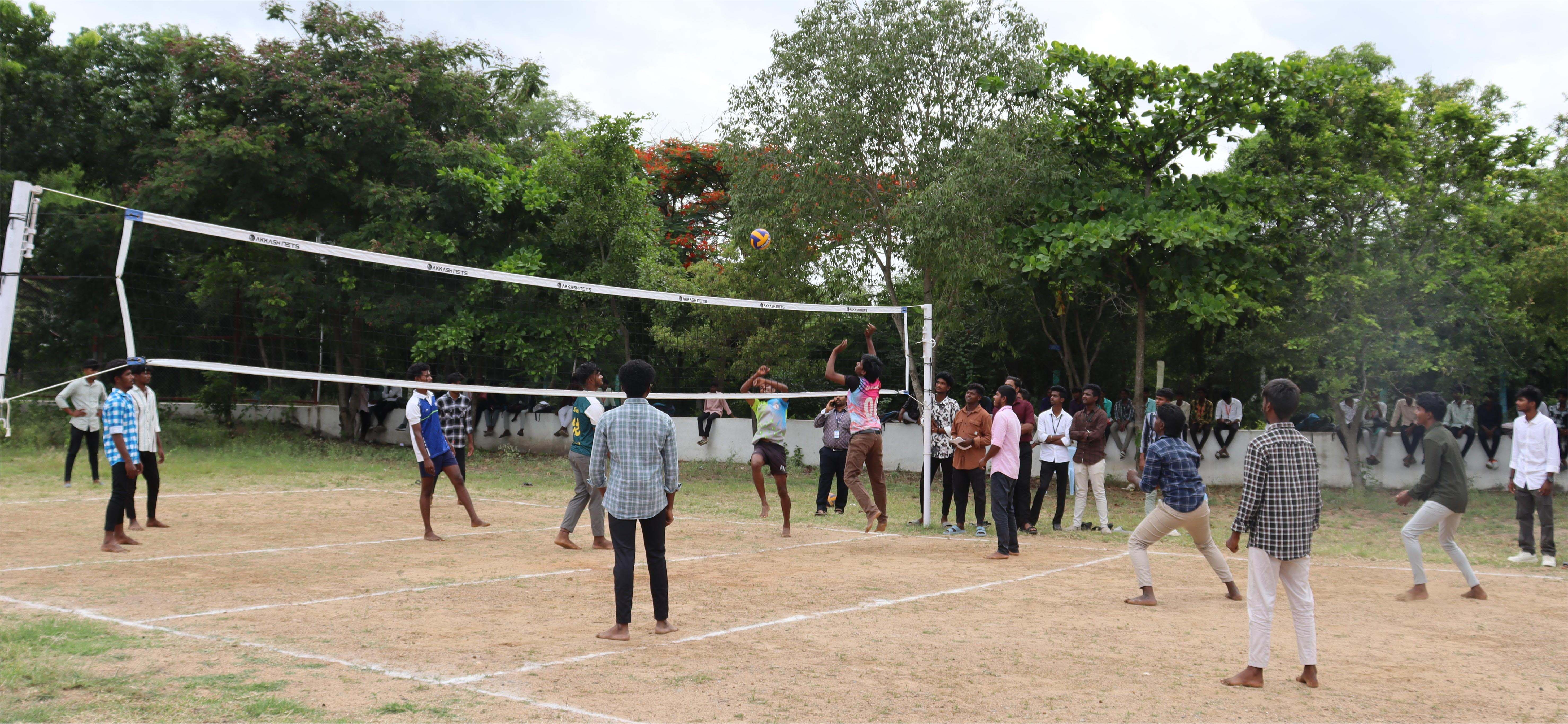 INTRAMURAL VOLLEYBALL FINALS
